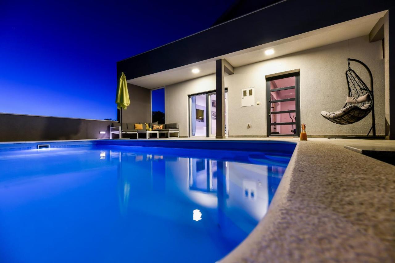 Luxurious Villa Natali Pridraga Dış mekan fotoğraf